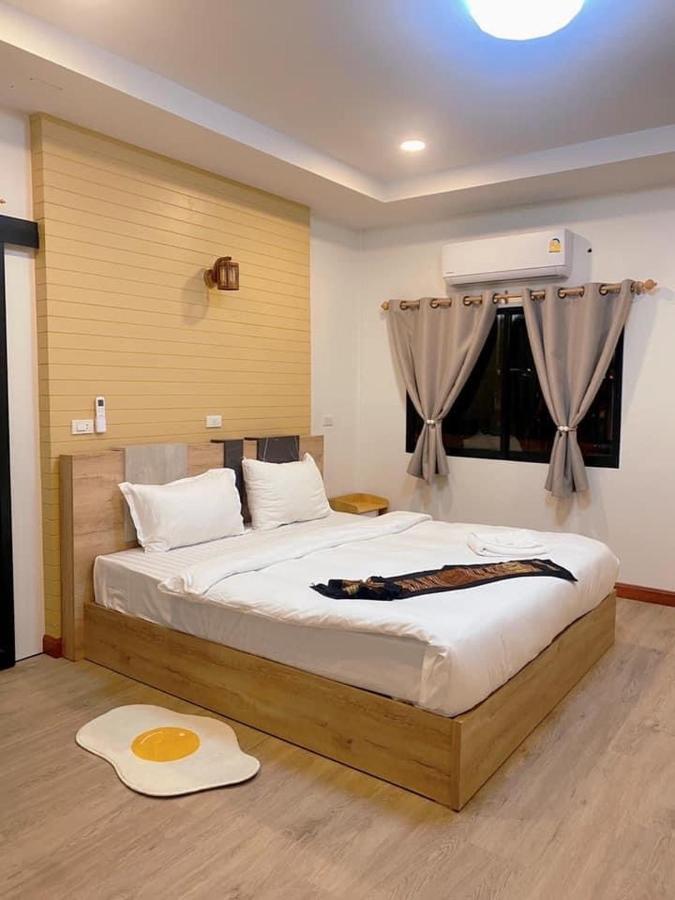 The Moon Camp Khanom Ban Phlao Ngoại thất bức ảnh