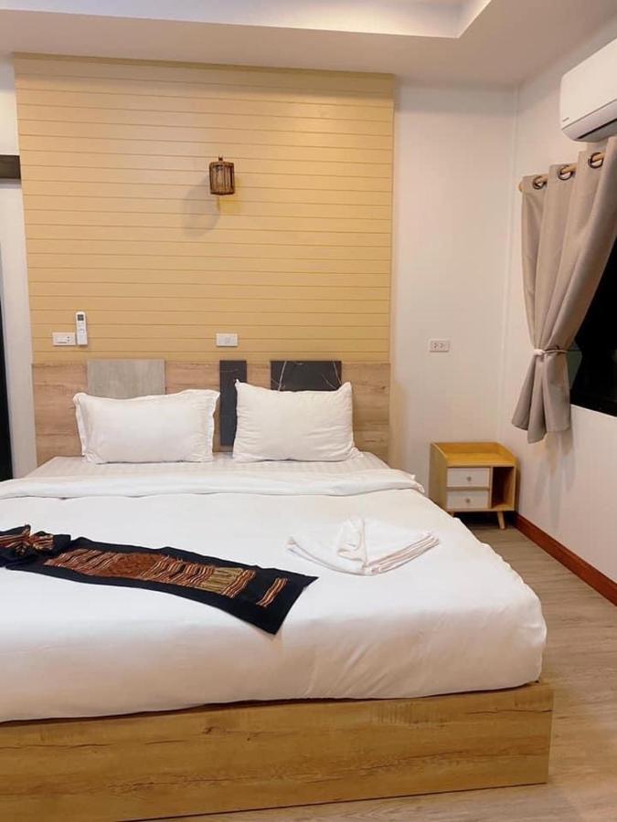The Moon Camp Khanom Ban Phlao Ngoại thất bức ảnh