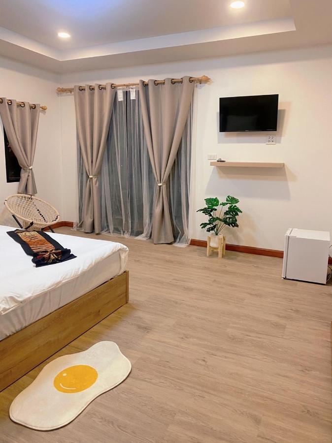 The Moon Camp Khanom Ban Phlao Ngoại thất bức ảnh
